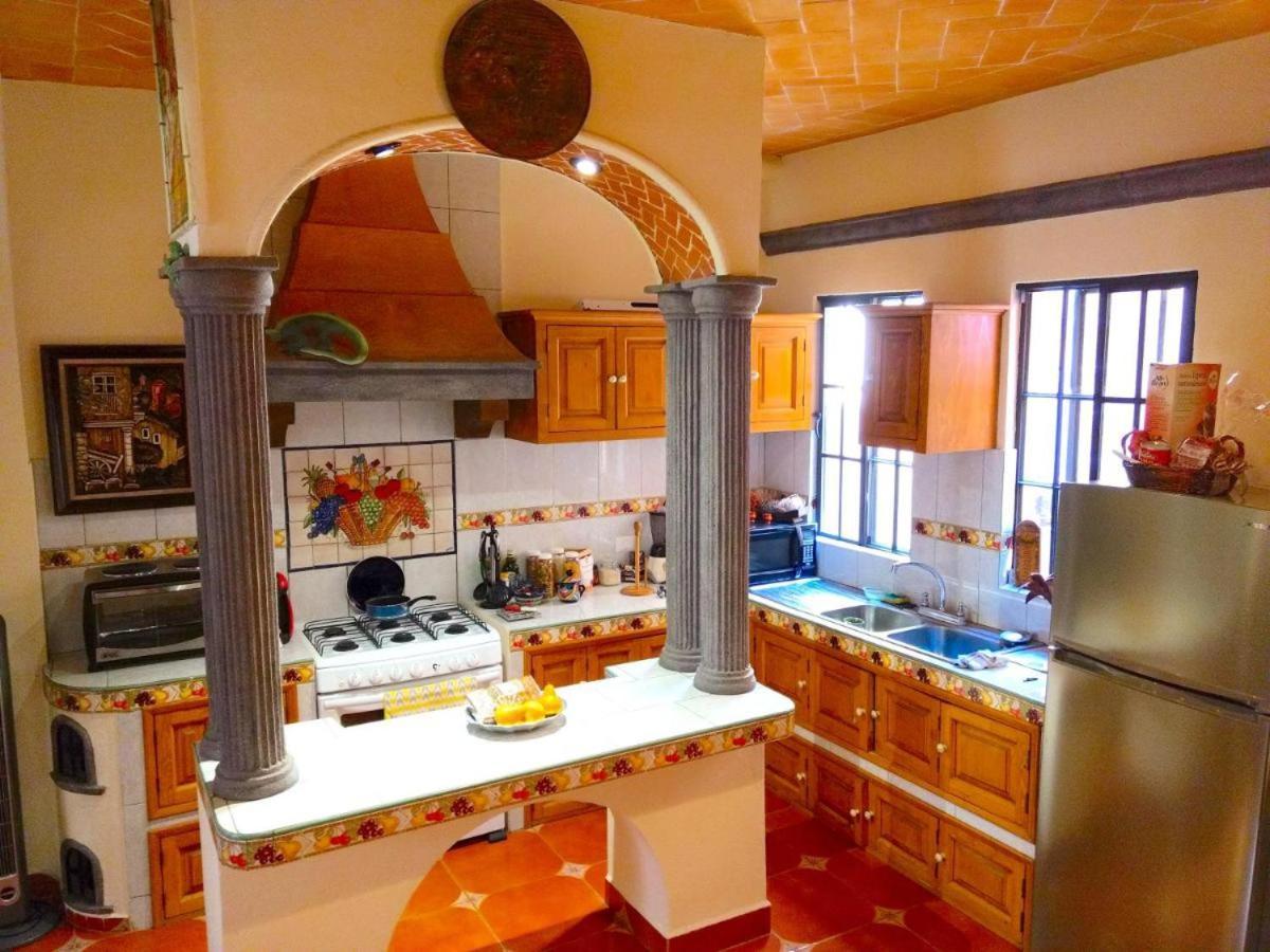 Pozzito Boutique Panzió San Miguel de Allende Kültér fotó